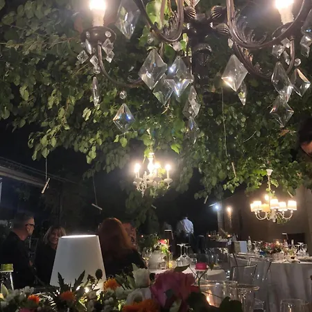 Il Borgo Delle Pampare * カンペッロ・スル・クリトゥンノ