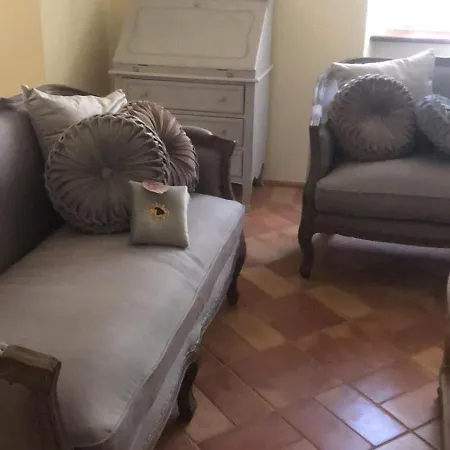 Il Borgo Delle Pampare * カンペッロ・スル・クリトゥンノ