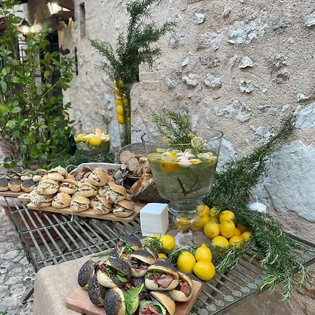 Farmház Il Borgo Delle Pampare *