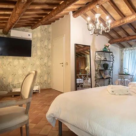 Il Borgo Delle Pampare Campello sul Clitunno